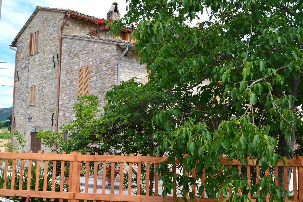 Camere I Monelli Assisi Bagian luar foto